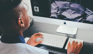 Waarom een kinesist niet zonder software kan die klaar is voor eHealth