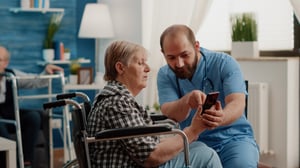 Efficiëntieboost in woonzorgcentra dankzij digitale devices